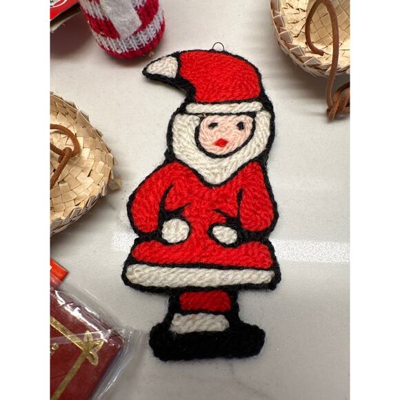 14 Assorted Vintage 1970’s Wood Plastic Ornaments - Kurt Adler - Picture 7 of 8